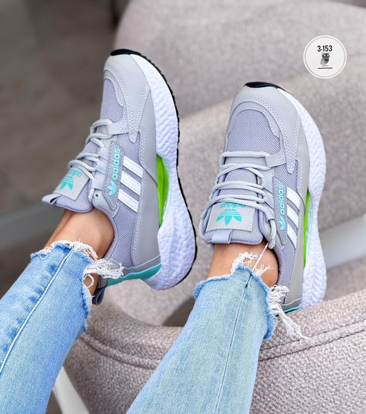 ADIDAS TIPO DEPORTIVO